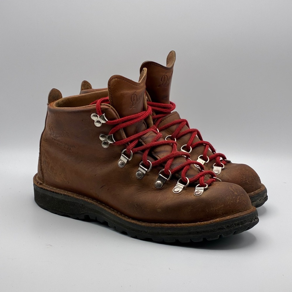 Danner Mountain Light Cascade Clovis Mens 9.5 EE Brown Gore-Tex Boots 31528